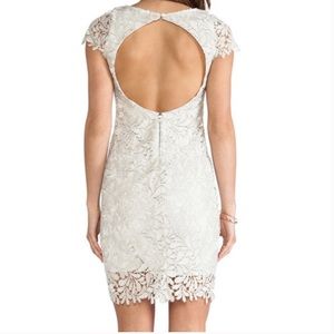 Alice & Olivia clover lace dress in light silver